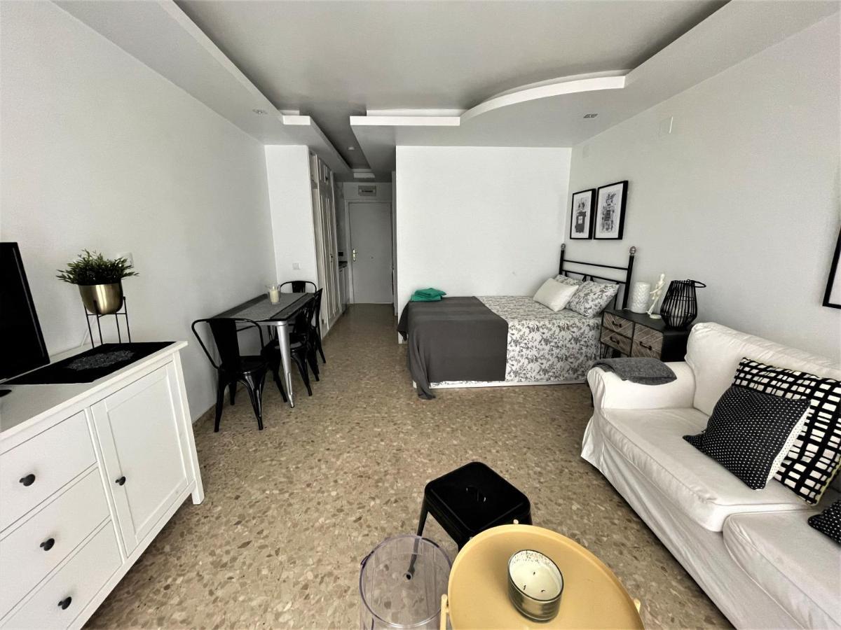 Ver620 - Terraza Con Vistas Al Mar, Reformado, Wifi, Fire Stick Amazon, Centro A 5 Min, Playa A 15 Min, Torremolinos Dış mekan fotoğraf